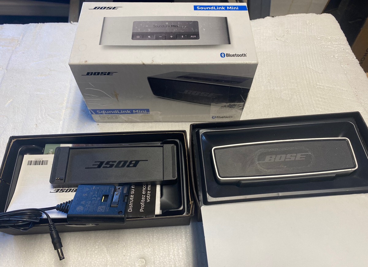 動作確認済み Bose SoundLink Mini 箱入り Bluetooth Bose SoundLink Mini Portable Bluetooth Speaker - Silver for