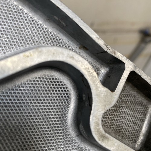 911 Lower Cam Covers - Picture 4 of 5