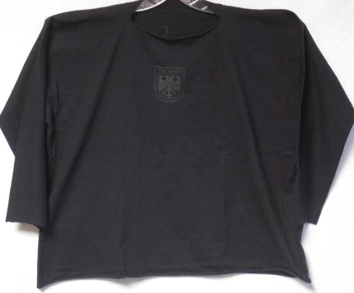 Mens Kanye West Yeezy Vultures Long Sleeve Black Sweatshirt Mens Kanye West Yeezy Vultures Long Sleeve Black Sweatshirt