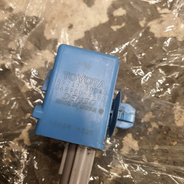 Toyota Rav4 Mk4 Wireless Door Lock Buzzer 8974730040 0689004580 for