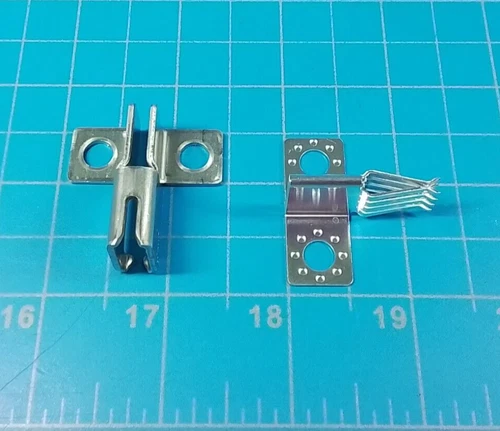 TE Connectivity Terminals Busbar Connector 104729-1