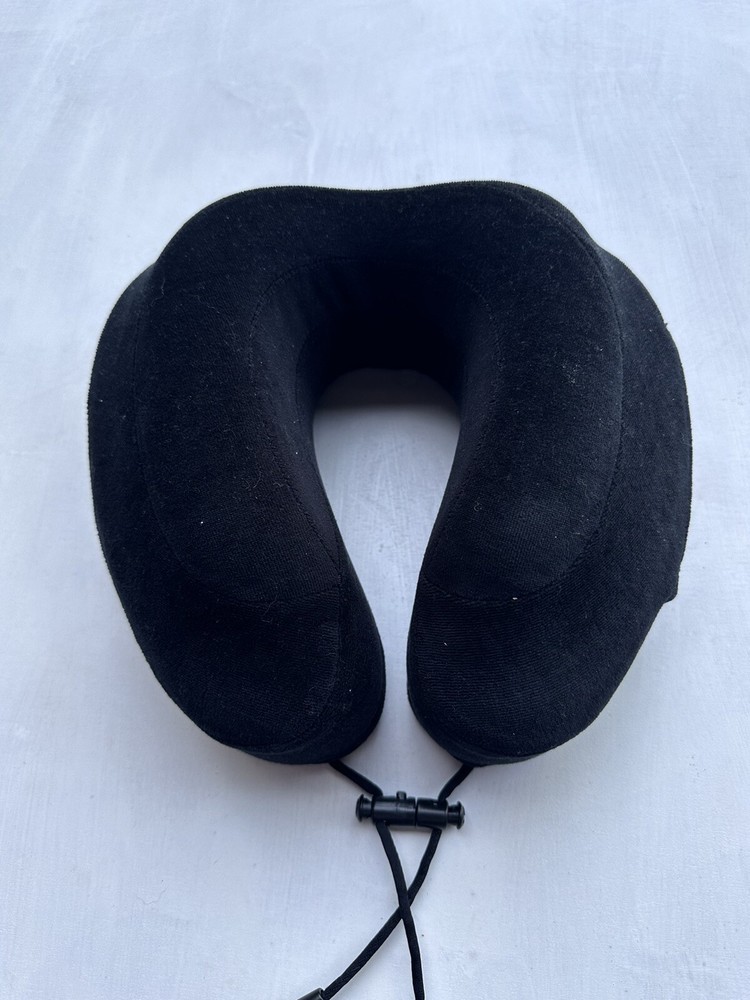 Cabeau Black Memory Foam Travel Neck Pillow for Ultimate Comfort