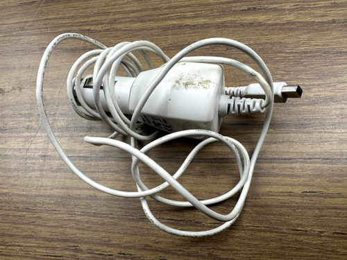 Official Nintendo DS Charger / Car Charge - Nintendo DS Accessory - Picture 3 of 3