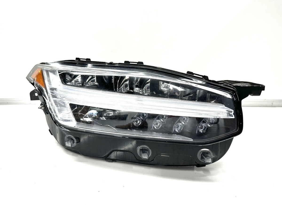 2016-2022 Volvo XC90 Full LED Headlight Right Passenger Side 2016-2022 Volvo XC90 Full LED Headlight Right Passenger Side