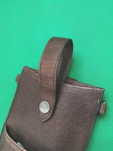 Smartphone Shoulder Model Comes in a Box HUNTING WORLD - Picture 8 of 10