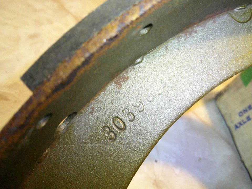 Relined 刹车鞋 1940 1941 1942 46 47 48 49 50 51 凯迪拉克系列 67 72 75 86 — 第 4/4 张图片