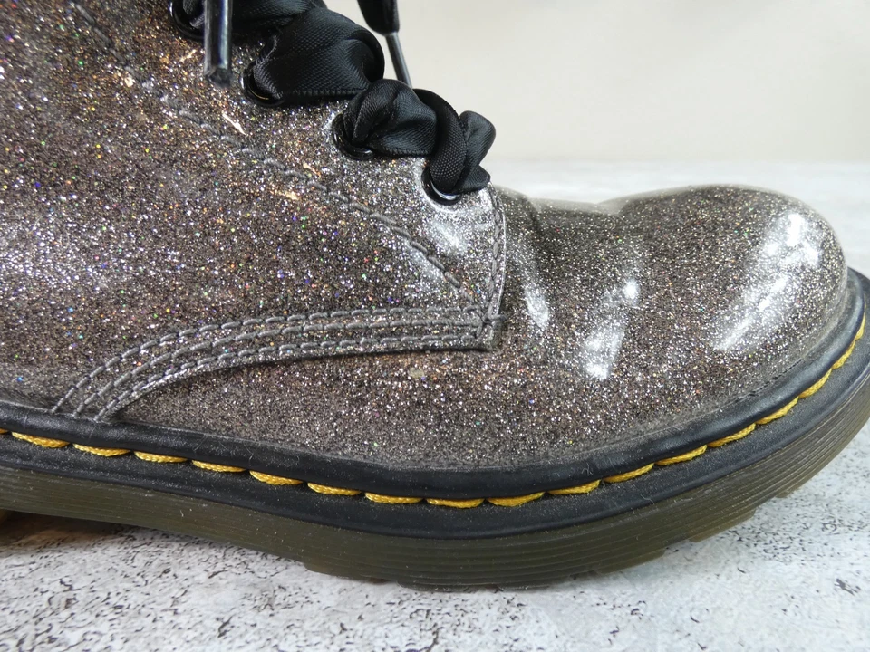 Dr Martin Boots Women 5 US Gold Patient Ribbon Lace Up Sparkle  Air Coulson Sole - Image 2 of 4