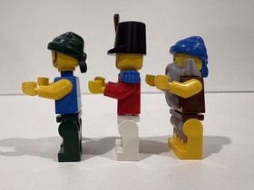 LEGO Pirates: Loot Island (6241) - COMPLETE w/1 Part Substitution