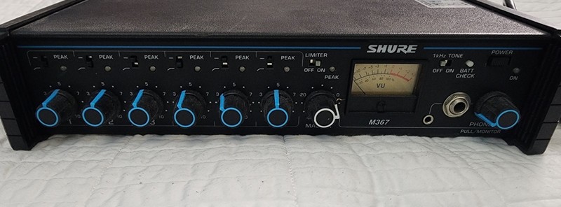 Shure M367 6-Channel Portable Microphone Mixer