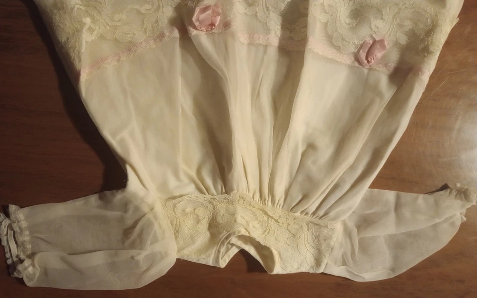 Camisón Vintage Pulgarcita Original 18A 20 en Muñecas Años 60 Foto 2 de 4