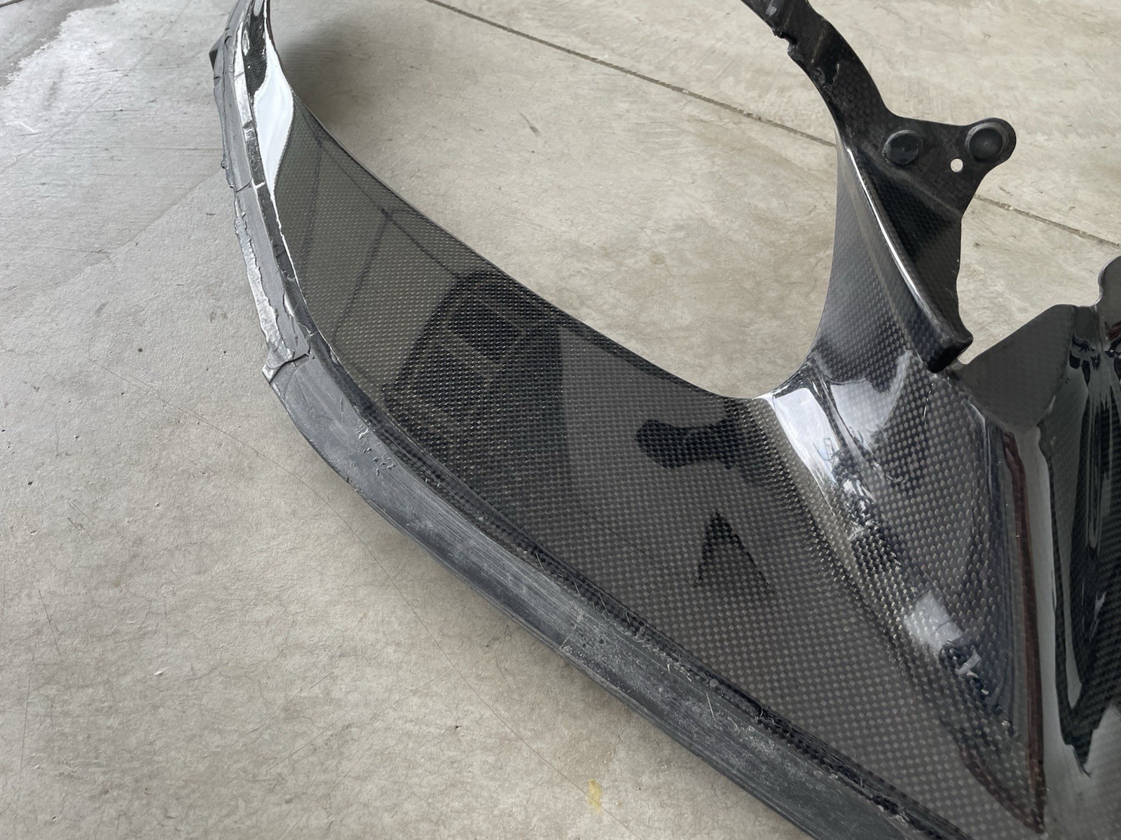 Ferrari F8 Front Bumper Carbon Fiber Center Insert Splitter Spoiler Trim  OEM