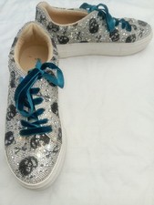Betsey Johnson Rhinestone Skull Lace-Up Sneakers Silver Black White Low Top 8.5M