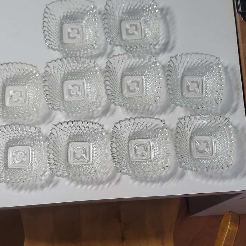 vintage Indiana glass diamond square bowl's
