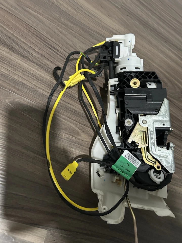 00-06 Mercedes W220 S55 AMG S500 S430 Front Left Door Lock Latch Actuator OEM - Image 3 of 4
