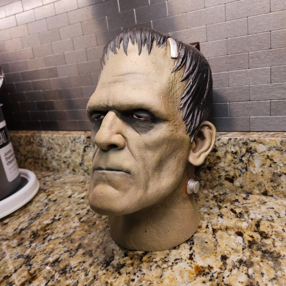 FRANKENSTEIN BORIS KARLOFF cabeza tamaño natural busto de resina horror Foto 4 de 4