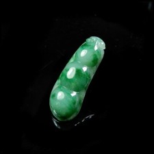 【KATHY JADE】Emerald With Green Bean Jadeite Jade Pendant《Grade A》