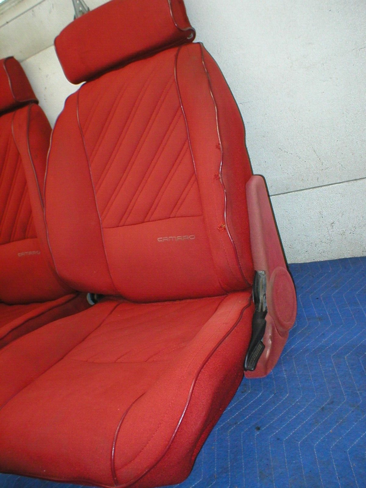 1982-1992 Camaro / Firebird Front Seat Belt Retractor Set – Carmine Red (Left & Right)