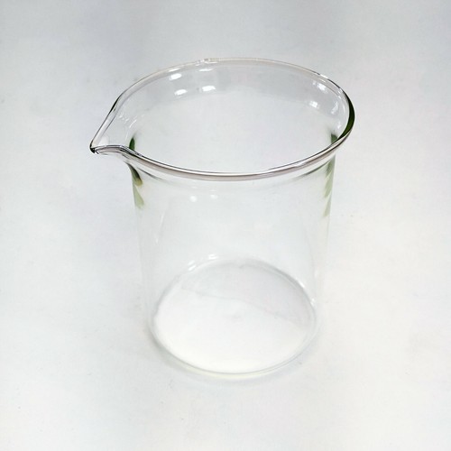 BODUM 175 mL (3/4c) borosilicate glass beaker, with spout, for creamer