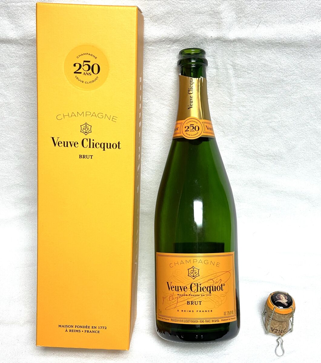 Veuve Clicquot 250th Anniversary BRUT CHAMPAGNE 750ML EMPTY Veuve Clicquot 250th Anniversary BRUT CHAMPAGNE 750ML EMPTY
