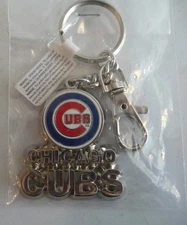 2015 LICENSED CHICAGO CUBS COLLECTABLE KEYCHAIN
