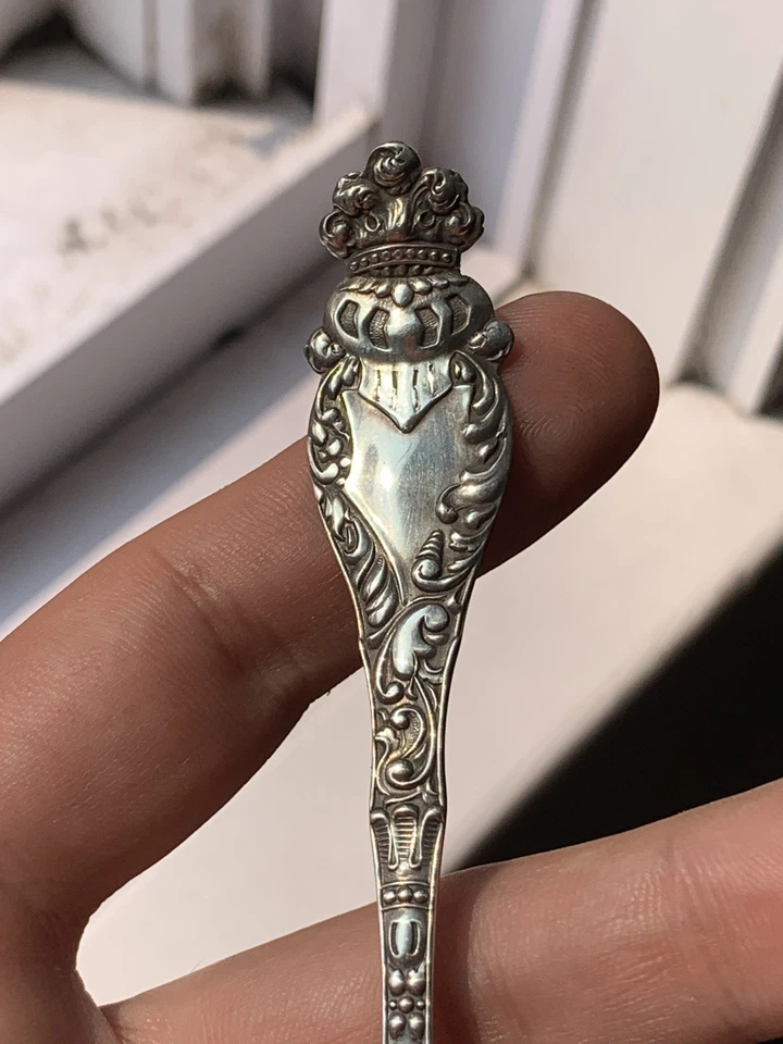 1900 Sterling Silver Spartan Pattern Baker Manchester Heart Shaped Star Server Foto 2 de 4