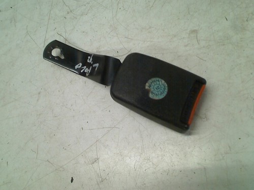 GÜRTELSCHNALLE LINKS VORNE 0 Volkswagen Polo II (86) 1992 867857755