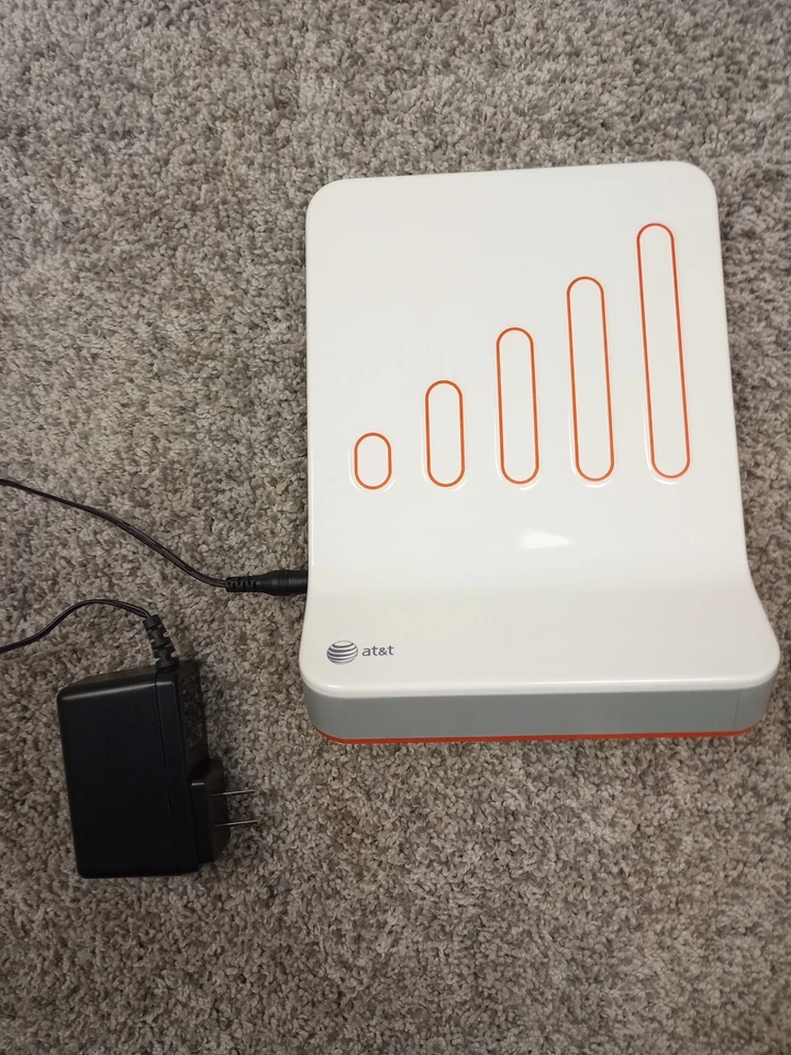 Cisco AT&T 3G Microcell Wireless Signal Amplifier DPH153-AT Works Tested - Image 4 of 4