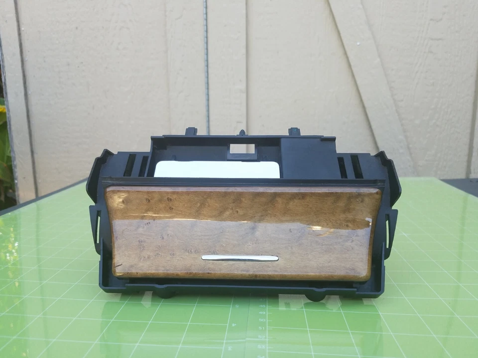 03-08 Jaguar S-Type Cenicero de tablero central Bandeja de cenizas Borde de grano de madera OEM Foto 2 de 4