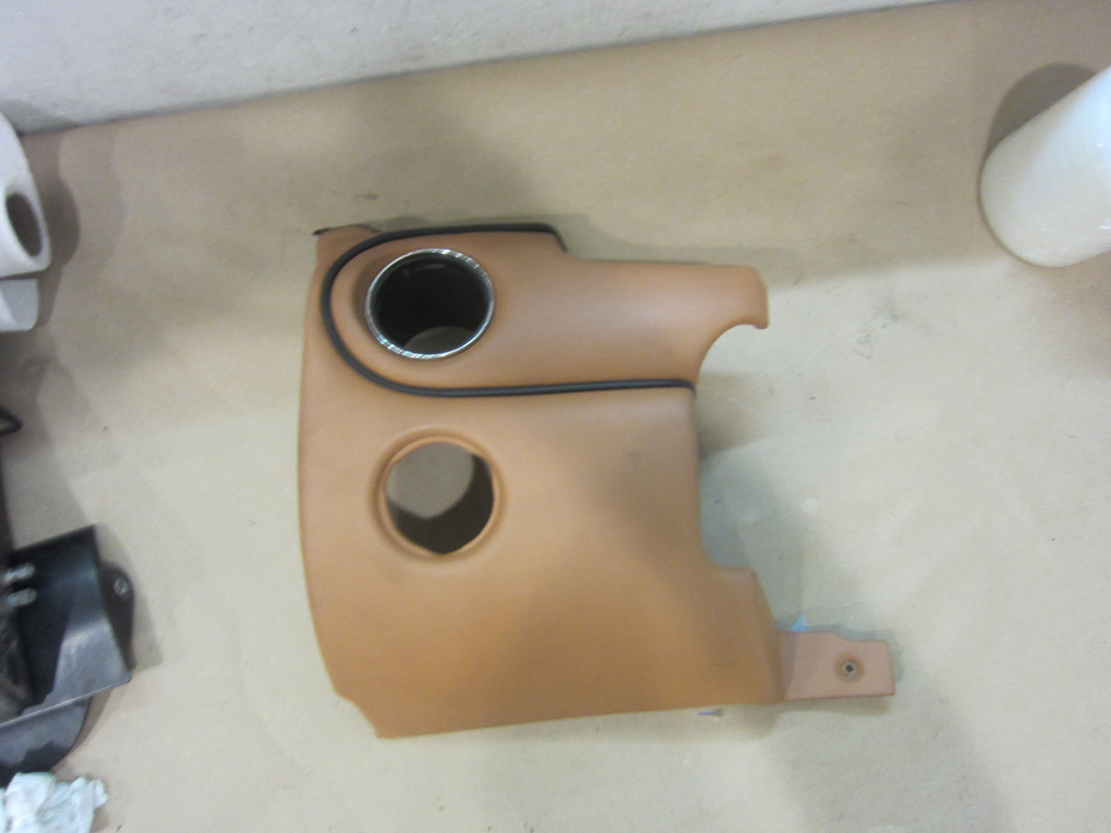 Maserati 4200 - LH Dash Lateral Insert - P/N 66775300