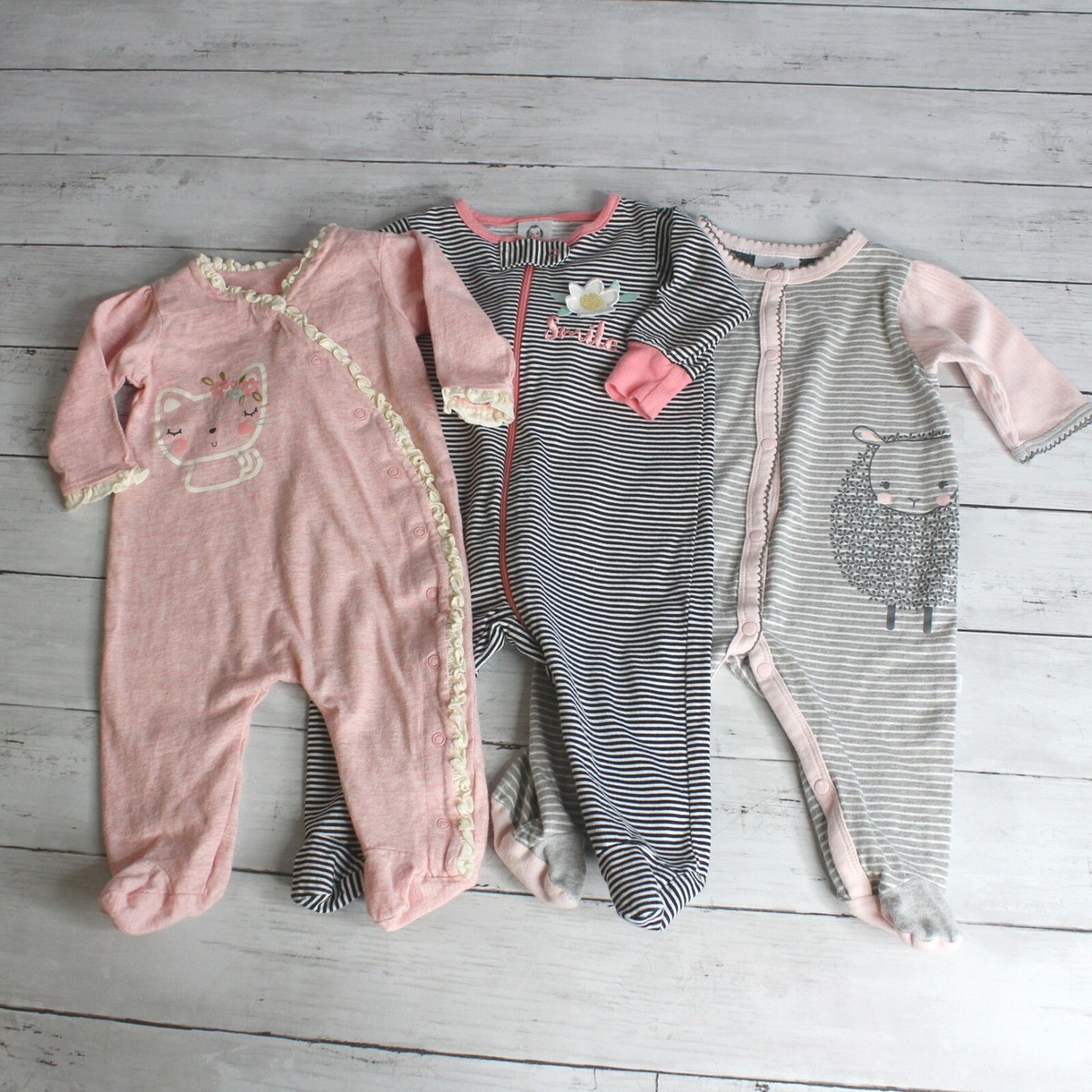 CREAM BODYSUIT WITH ILLUSTRATION AND RUFFLE IN ORGANIC COTTON, NEWBORN CREAM BODYSUIT WITH ILLUSTRATION AND RUFFLE IN ORGANIC COTTON, NEWBORN