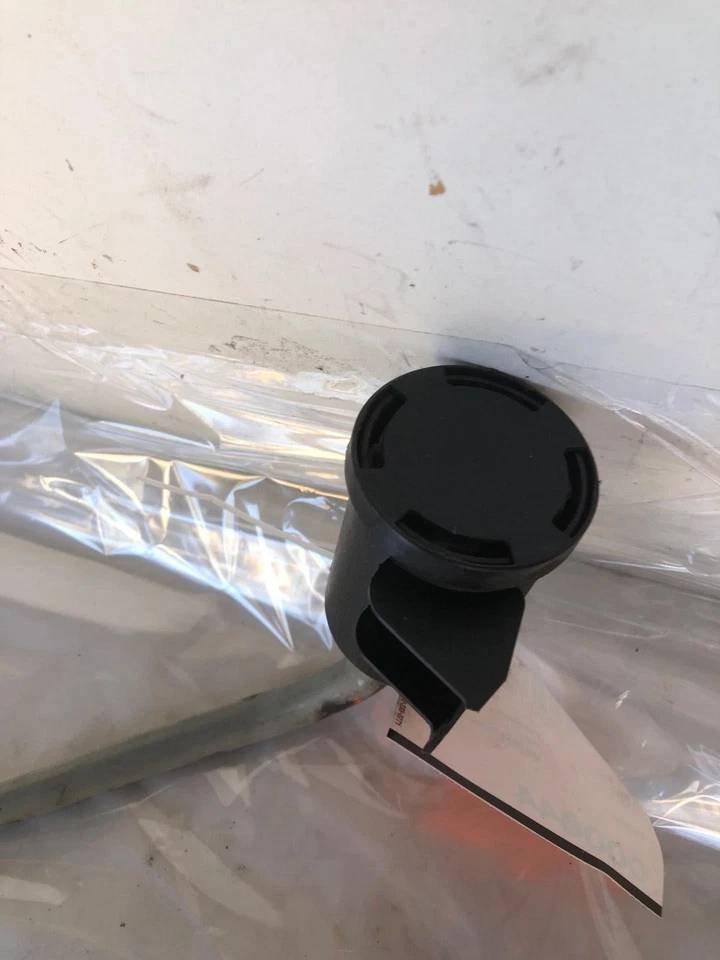 AUDI Q5 QUATTRO 2015 combustible vapor carbón bote filtro manguera conjunto OEM Foto 2 de 4