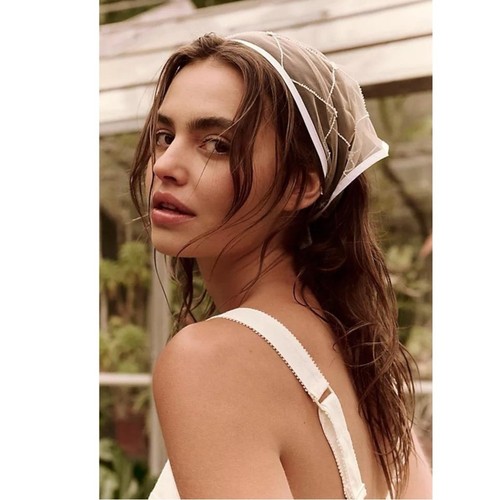 Bufanda para el cabello Free People NAMJOSH afecto puro neutral delicada coqueta transparente nueva con etiquetas - Imagen 15 de 16