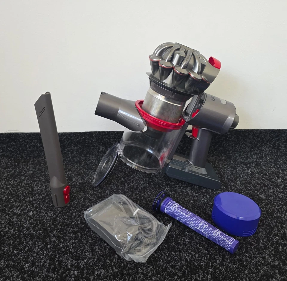 Reconditioned Dyson V8 Cordless handheld vacuum cleaner + New Floor Head - Image 3 of 4