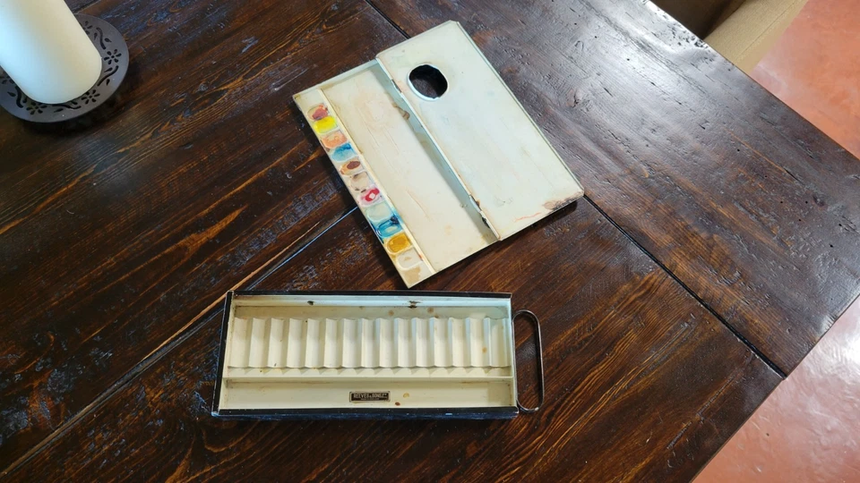 Antigua paleta de acuarela y caja de pintura Reeves vintage Foto 2 de 4