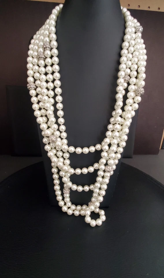 Collar Camrose Kross Audrey Hepburn Inolvidable Multi-Hebra Imitación Perla 26" Foto 3 de 4