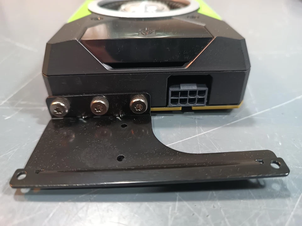 NVIDIA Quadro P5000 16GB GDDR5X PCIe Workstation Graphics Card - Image 3 of 4