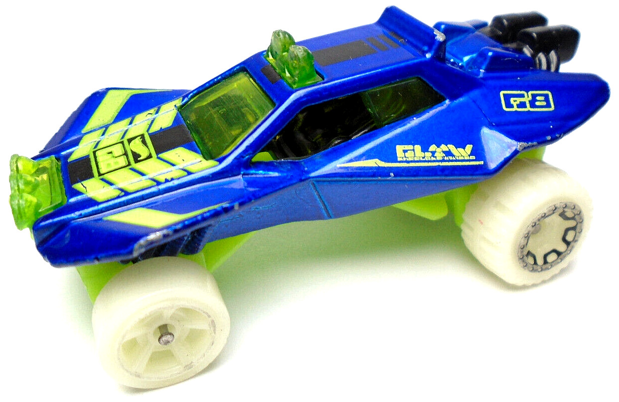 2018 HOT WHEELS SANDIVORE G8 GLOW WHEELS BLUE 1:64 DIECAST 2 5/8" CAR WITH GREEN
