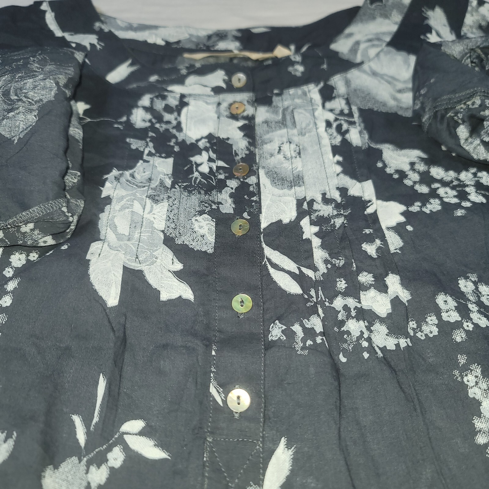 Picture 4 of 17