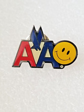 AMERICAN AIRLINES WITH SMILEY FACE LOGO PIN.