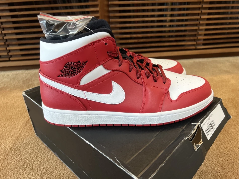 Nike Air Jordan 1 Mid Chicago Gimnasio Rojo/Blanco 554724-605 Para hombres Talla 13 2018 Nuevo Foto 4 de 4