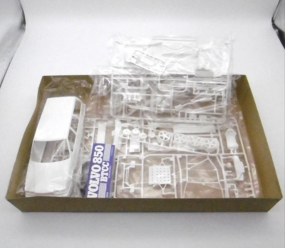Tamiya 1/24 Volvo 850 Estate BTCC Display Model Kit - Authentic