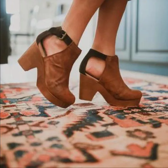 Free People Amber Orchard Clog Platform Leather Wood Brown Womens