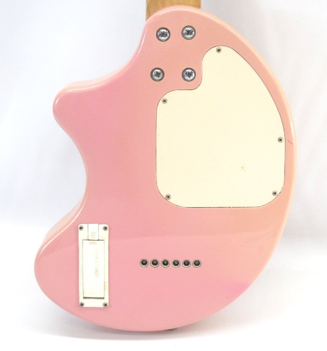 Fernandes Fernandes ZO-3 Hello Kitty Sanrio collaboration Fernandes Fernandes ZO-3 Hello Kitty Sanrio collaboration