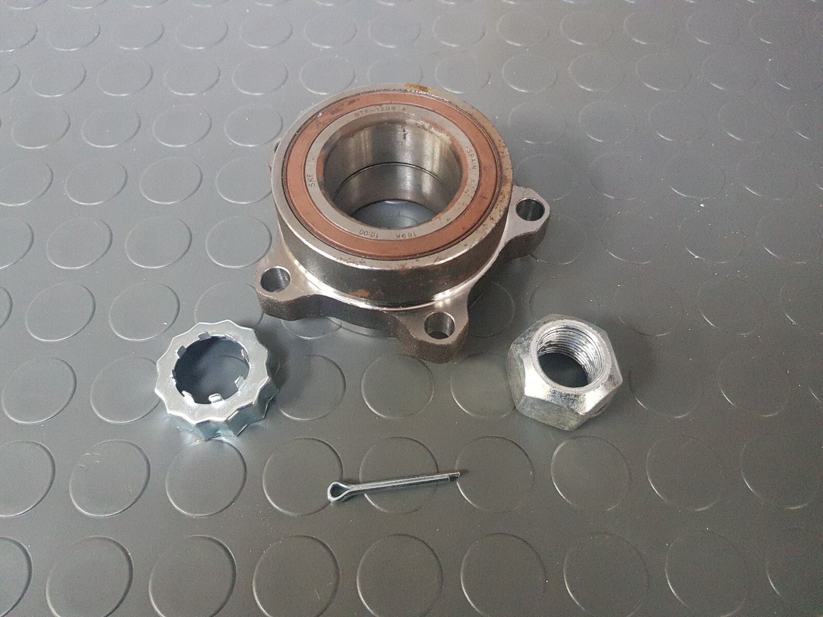 SKF WHEEL BEARING KIT FOR FORD TRANSIT NEXT DAY DELIVERY VKBA6526 | eBay