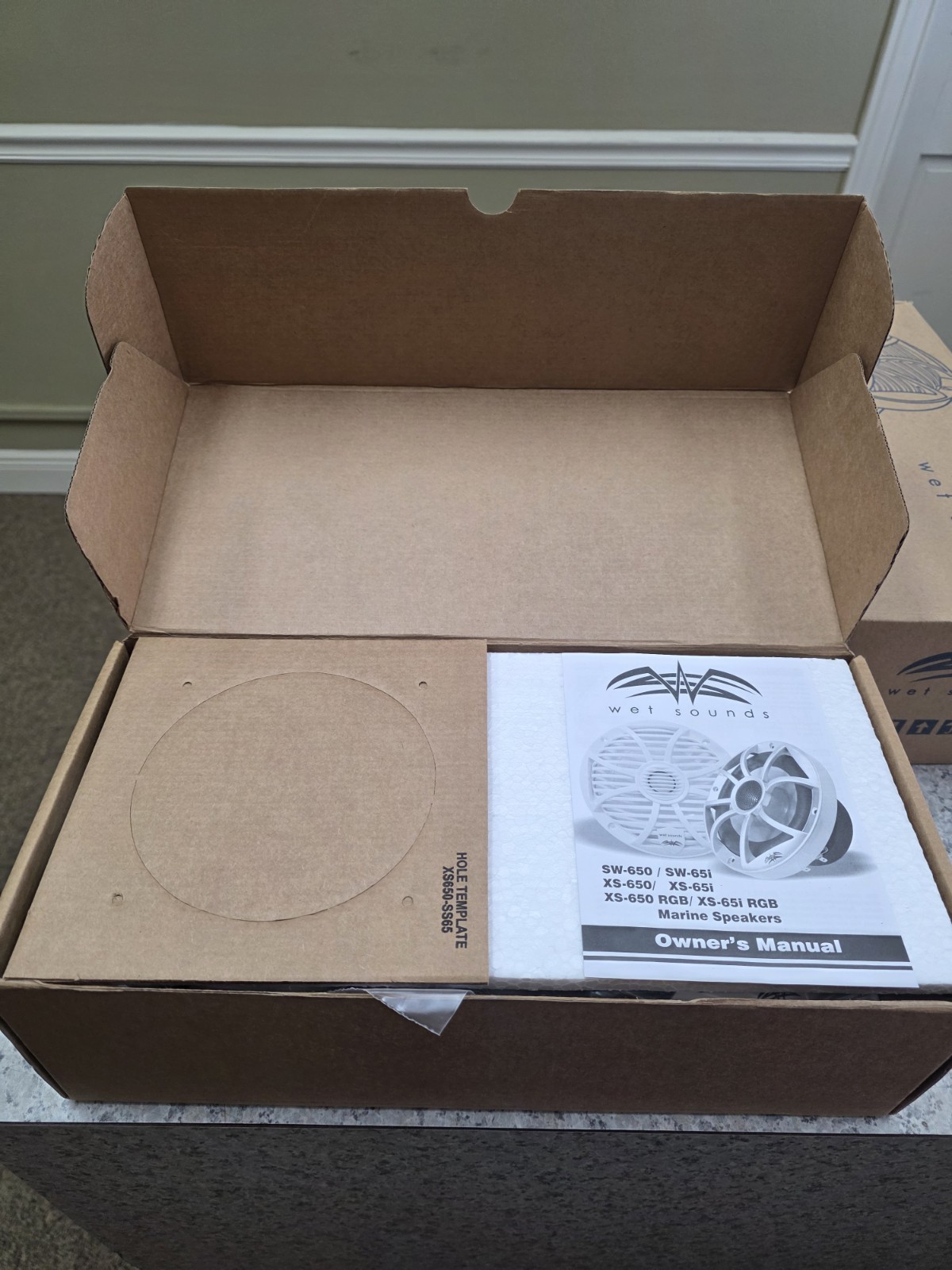 Wet Sounds XS Series Silver Grill 6.5" Speakers with 200 Watt Peak Power xs-650 