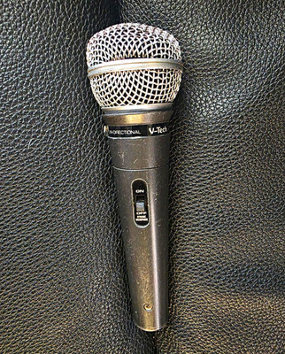 V-Tech VT-1040 Uni-Directional Dynamic Wired Microphone 3 Pin *Tested-Working*