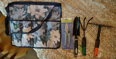 Seed And Sprout Whiteflower Gardening Apron With Tools. NEVER USED!