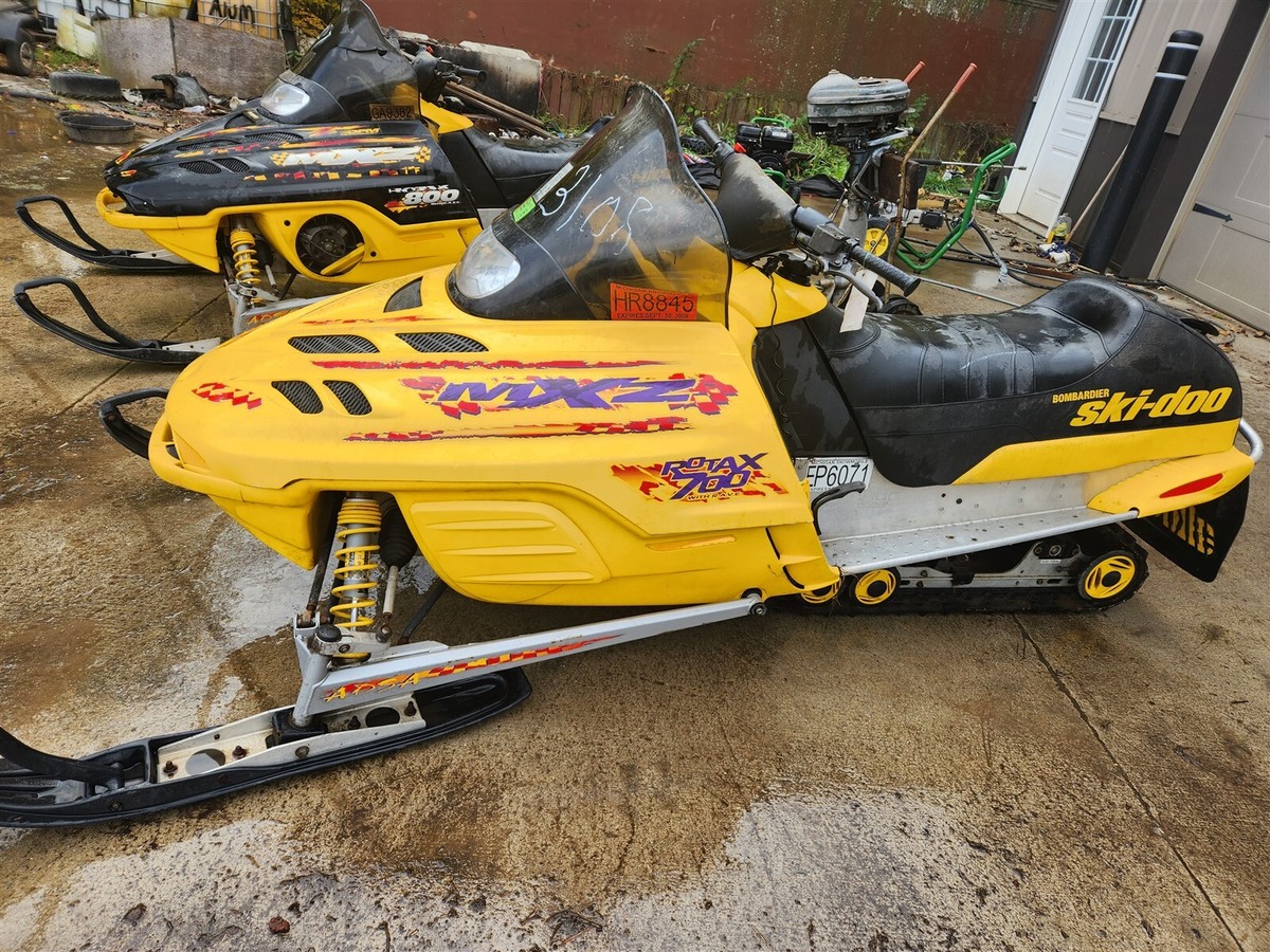 2000 SKI DOO MXZ 700 ZX chassis front bumper hinge grab bar yellow