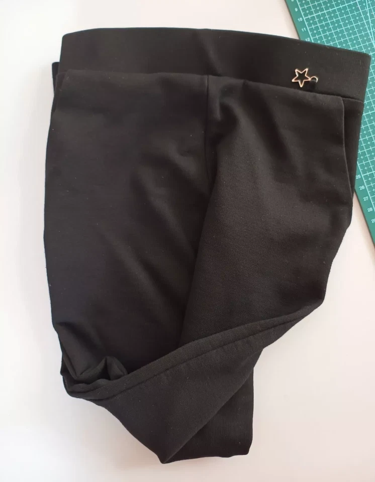 George Girls Jersey Pull Up School Trousers Uniform Heart Pendant Ages 7-8 Black - Image 2 of 4