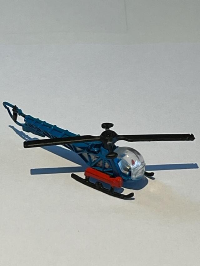 VTG 1987 Galoob Micro Machines Fold-Out Airport Marina 10 Planes 5 Boats W/case